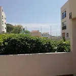 Climatise Dans Avec Piscine Et Tennis 耶尔