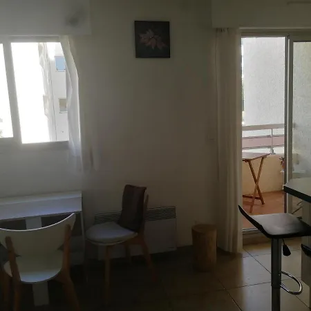 Appartement Dans Résidence Avec Piscine Et Tennis