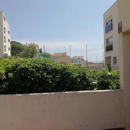 Climatise Dans Avec Piscine Et Tennis Hyeres